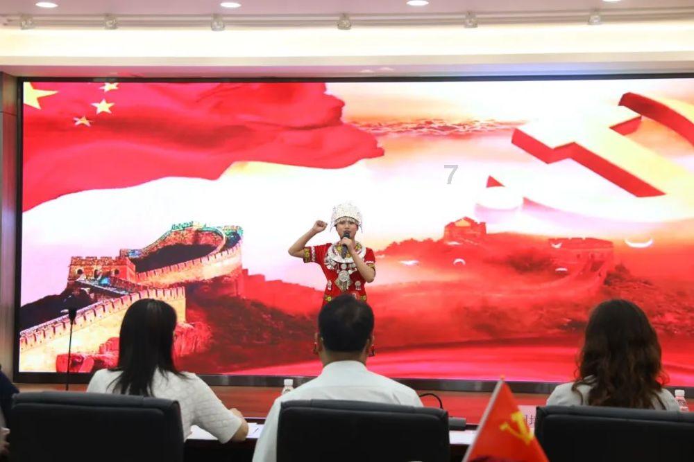 卡通骆驼救援